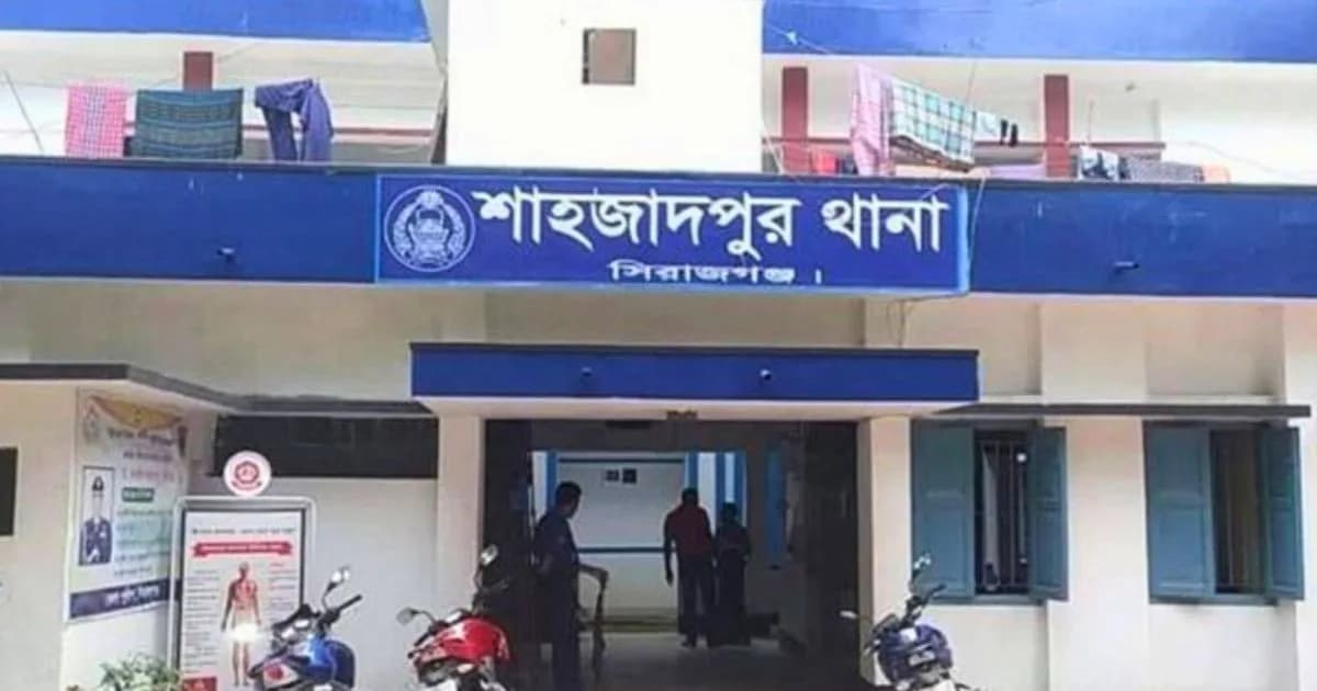 শাহজাদপুরে পৃথক সড়ক দুর্ঘটনায় মা-মেয়েসহ নিহত ৩