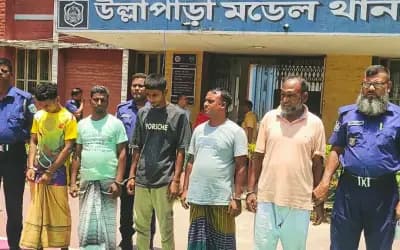 উল্লাপাড়ায় চাঁদাবাজির মামলায় বিএনপির সাবেক সদস্য সচিবসহ ৬ নেতাকর্মী গ্রেফতার