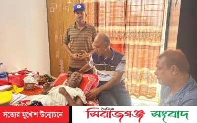 গুরুতর অসুস্থ সাংবাদিক সাইদুরকে দেখতে গেলেন আরইউজে সভাপতি আব্দুল আউয়াল