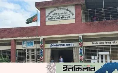 শাহজাদপুরে স্কুলের শিক্ষিকার স্বামীর বিরুদ্ধে ৫ম শ্রেণির শিক্ষার্থীকে ধর্ষণের অভিযোগ