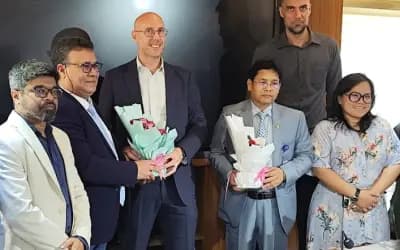 জাতীয় বিশ্ববিদ্যালয়-ইউনিসেফের সভা: দক্ষ ও কর্মমুখী তরুণ জনশক্তি তৈরিতে যৌথ কার্যক্রম জোরদারের অঙ্গীকার