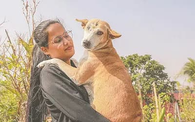 মুখভঙ্গি দেখে মানুষের 
সুখ-দুঃখ বোঝে কুকুর