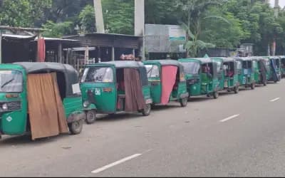 ২৭ ঘণ্টা অপেক্ষা করেও মিলছে না গ্যাস, পাম্পেই রাত কাটাচ্ছেন চালকরা