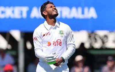 স্মিথের ‘ট্রিকি’ উইকেটেই তানজিদের প্রথম সেঞ্চুরি