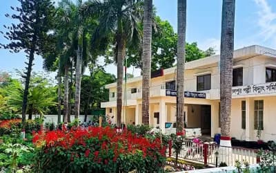 জামালপুরে দিনে গড়ে ১৫ ঘণ্টা লোডশেডিং, নিরাপত্তা চেয়ে পল্লী বিদ্যুতের চিঠি