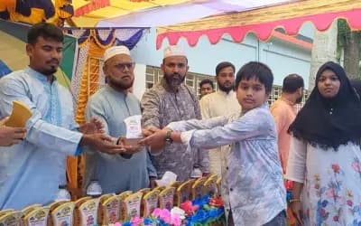 সিরাজগঞ্জের সলঙ্গায় প্রাথমিকবৃত্তি-এসএসসি-দাখিল জিপিএ ৫ পাপ্ত শিক্ষার্থীদের সংবর্ধনা