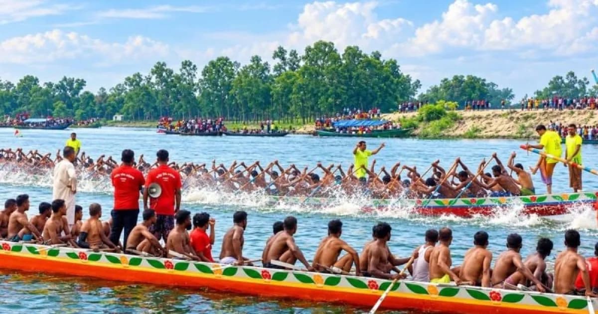 নৌকা বাইচের সেকাল-একাল ও বাইচালদের গল্প