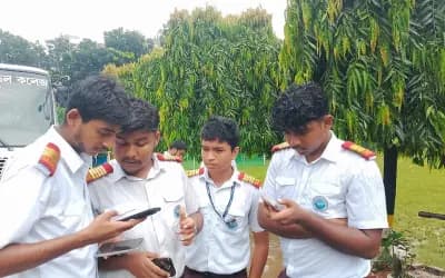 এসএসসির পর কোথায় ভর্তি: শিক্ষার্থী ও অভিভাবকদের জন্য কিছু কথা