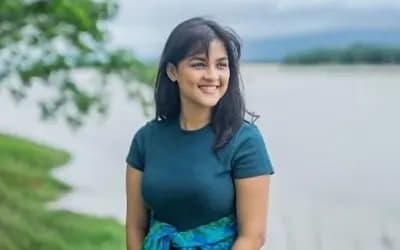 আমার প্রেমের খুব ইচ্ছা নেই: সাদিয়া আয়মান
