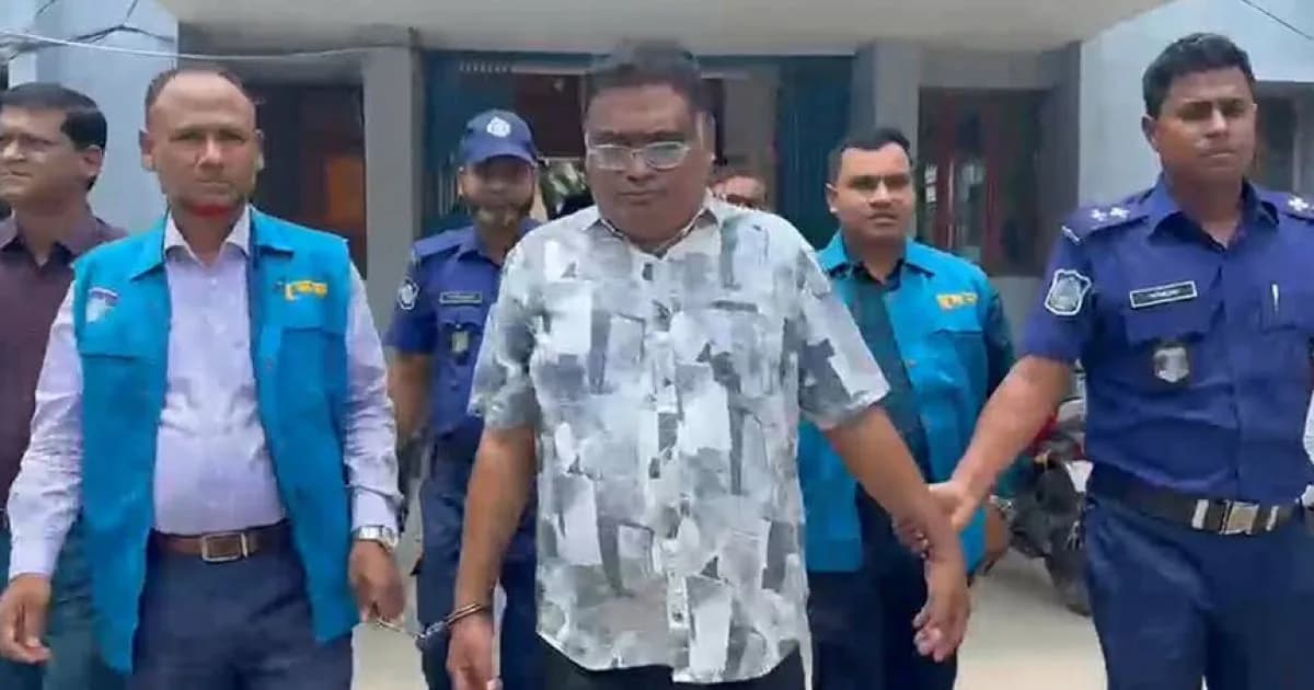 শাহজাদপুরের পিআইও আবুল কালাম আজাদ দুর্নীতির মামলায় আটক