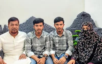 এসএসসিতে জিপিএ-৫ পেল কুমিল্লার যমজ দুই ভাই, হতে চায় প্রকৌশলী