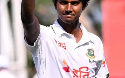 ম্যাকগ্রাকে সামনে রেখে ফ্লেমিং বললেন, ‘হাসান ম্যাকগ্রার মতো বোলিং করেছে’