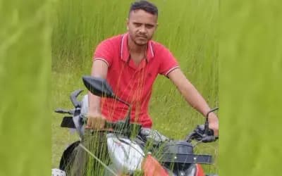 সিরাজগঞ্জে ভটভটির ধাক্কায় প্রাণ হারালেন মোটরসাইকেল আরোহী