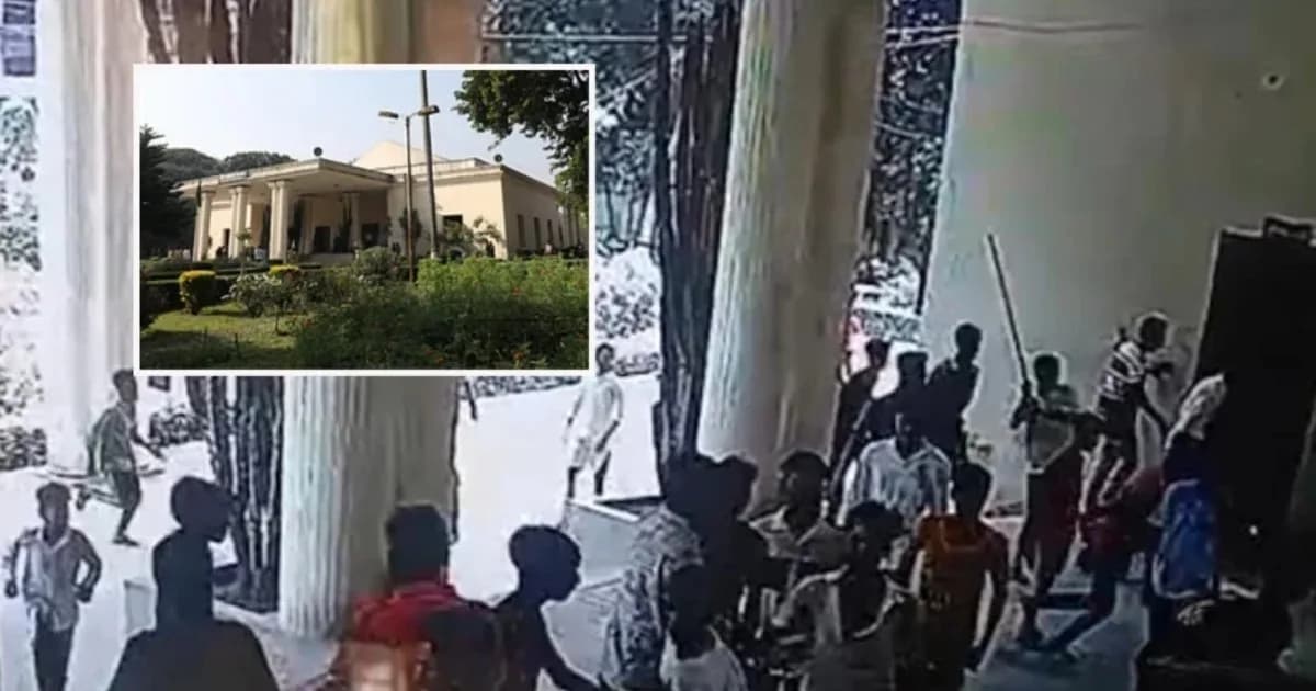 সিরাজগঞ্জে রবীন্দ্রনাথ ঠাকুরের কাছারিবাড়িতে হামলা-ভাঙচুর