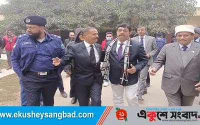 শাহজাদপুর আদালত পরিদর্শনে বিচারপতি মোস্তাফিজুর রহমান
