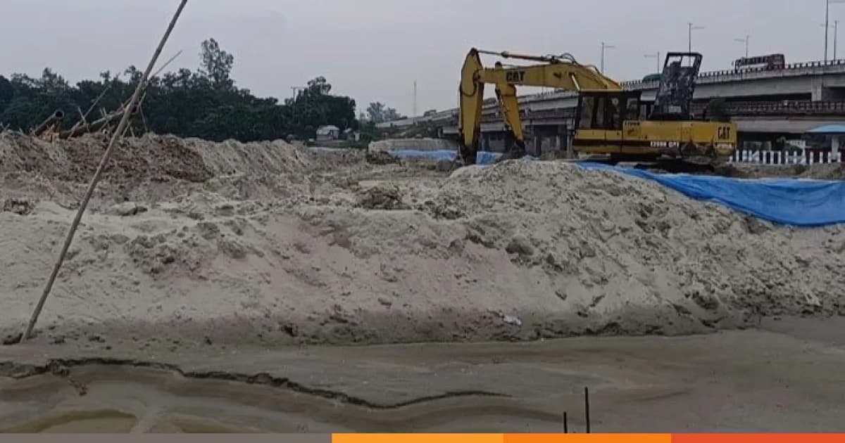 সিরাজগঞ্জে নদী থেকে বালু উত্তোলন, ভ্রাম্যমাণ আদালতের জরিমানা