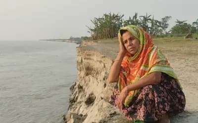 শাহজাদপুরে যমুনার ভাঙনে দিশেহারা মানুষ