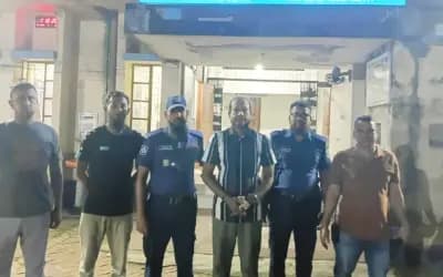 থানায় আত্মসমর্পণের জন্য যাওয়ার পথে প্রধান আসামি গ্রেপ্তার