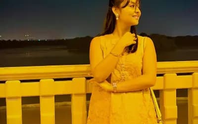 ‘এটা কি পাকিস্তানের রাস্তার ছবি? ’নীহাকে ভক্তের প্রশ্ন