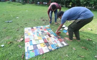 নীরব পাঠের আসর