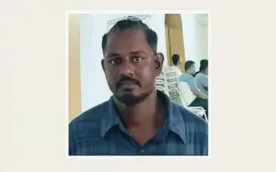একজন কোপ দেয় কিরিচ দিয়ে, কয়েকজন করে গুলি, ঘটনাস্থলেই যুবদল কর্মীর মৃত্যু