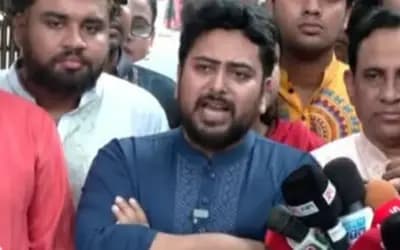 দেশ কিছুটা স্থিতিশীল, তবে শক্তিশালী ভিত্তি দিতে হবে: নাহিদ ইসলাম