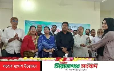 সিংড়ায় জিপিএ-৫ প্রাপ্ত কৃতি শিক্ষার্থীদের সংবর্ধনা দিলেন এমপি আনু