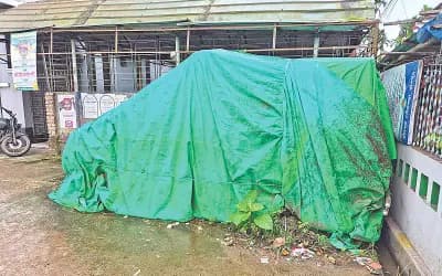 চাঁদপুরে বেওয়ারিশ লাশ বহনের দুটি অ্যাম্বুলেন্স বিকল, ভোগান্তি