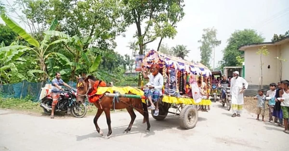 প্রিয় শিক্ষকের অশ্রুসজল ও বর্ণিল বিদায়