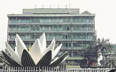 গাড়ি-বাড়ি ঋণ, বিদেশে ভ্রমণ ও চিকিৎসায় ডলার খরচের সুবিধা বাড়ল 