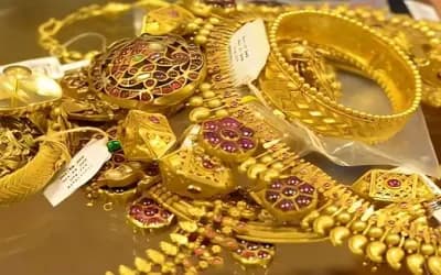 স্বর্ণের দাম কমেছে