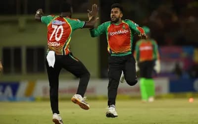 মিরাজের আঙুলে চার উইকেট, শরীরে ‘নাগিন ড্যান্সে’র তাল