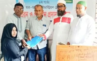 উল্লাপাড়া পলিটেকনিক এন্ড টেক্সটাইল ইঞ্জিনিয়ারিং এর অষ্টম পর্বের শিক্ষার্থীদের ইন্ডাস্ট্রিয়াল ট্রেনিং এ প্রেরন ও প্রত্যয়ন পত্র বিতরণ