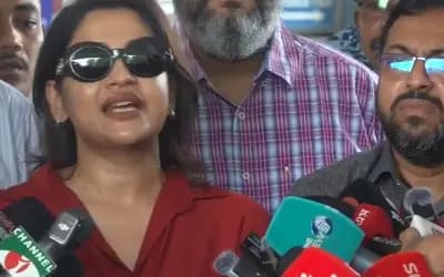 বাঁধন বললেন, ‘বড় নেতারা আরামে ঘুরছেন, আপনার পরিবারই ভুগবে’