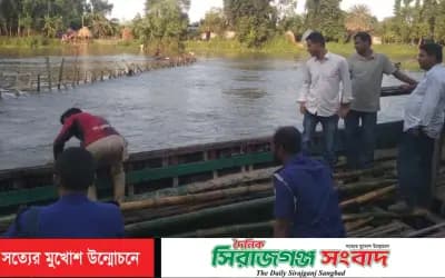সিংড়ায় চলনবিল ও আত্রাই নদীর ৩টি বাঁশের সৌঁতিজাল অপসারণ