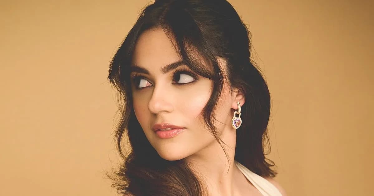 ‘হুঙ্কার’ এক কিশোরীর দ্রুত বড় হয়ে ওঠার গল্পও