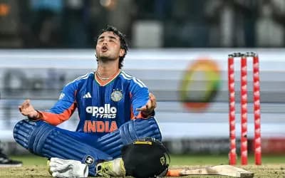 সেঞ্চুরি করেই অভিষেক কেন মেডিটেশনে বসলেন