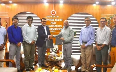 রোহিঙ্গা ক্যাম্পে পিস ক্যাফে- কমিউনিটি লাইব্রেরি চালু 