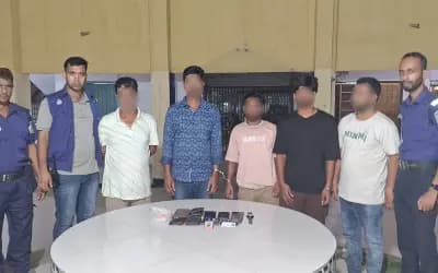 ডিবি-ডিজিএফআই পরিচয়ে নিয়ে যাওয়া হচ্ছিল যুবককে, পুলিশ যেভাবে উদ্ধার করল