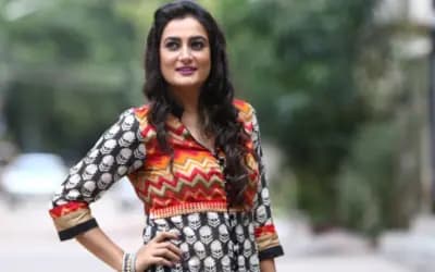 অভিনয় ছেড়ে জাপানে কী করছেন অপর্ণা ঘোষ
