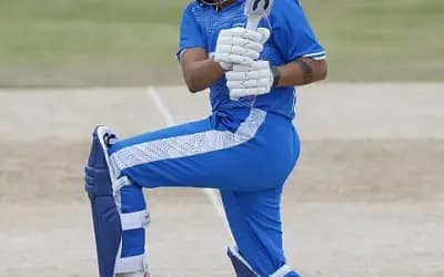 লক্ষ্য ১৯৬, বাংলাদেশ উইকেট হারাল দ্বিতীয় ওভারেই