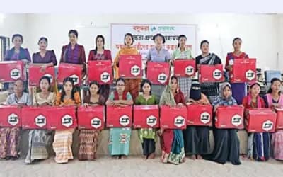 বান্দরবানে ১০০ নারীর পাশে বসুন্ধরা শুভসংঘ