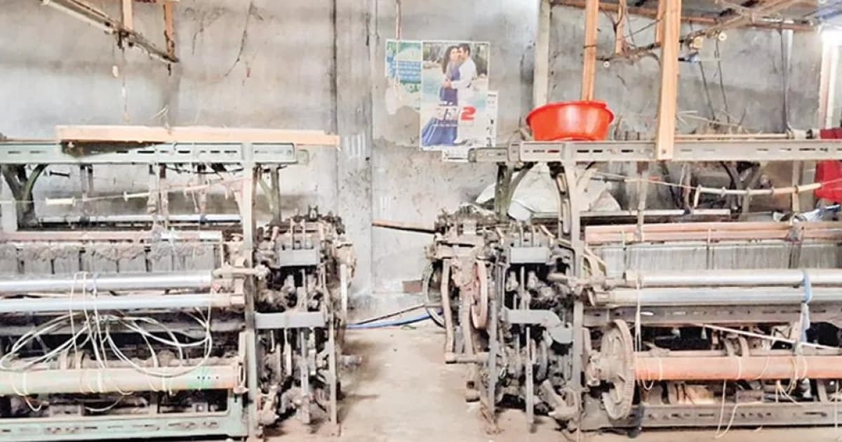 সংকটে সিরাজগঞ্জের তাঁত শিল্প, বন্ধ এক লাখ তাঁত