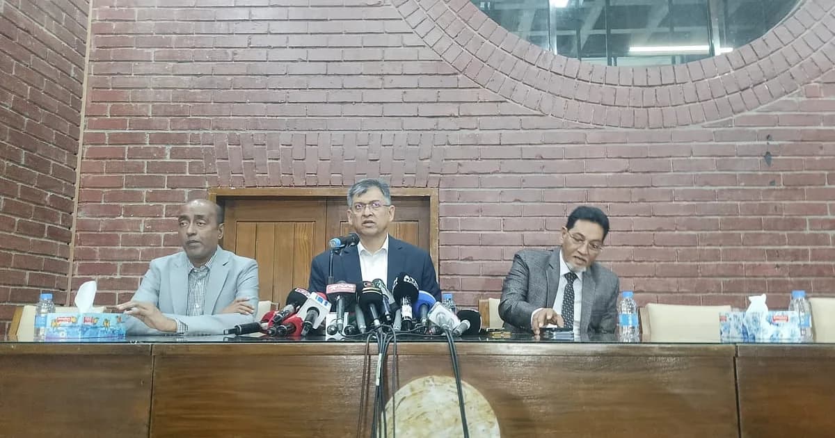 ডিসেম্বরের মধ্যে আলোচনা শেষ করতে চায় সংবিধান সংশোধন কমিটি: সালাহউদ্দিন আহমদ