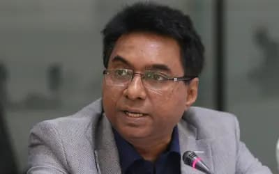 জ্বালানি তেলের মূল্যবৃদ্ধি: কে বহন করবে এই বোঝা