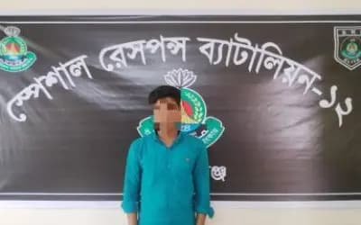 সিরাজগঞ্জে ৬৬ গ্রাম হেরোইনসহ মাদক কারবারি গ্রেফতার, এস আরবির অভিযান