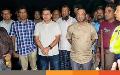 সিরাজগঞ্জে গরু চুরি রুখতে বাঁশের ব্যারিকেড, গভীর রাতে মাঠে পুলিশ সুপার