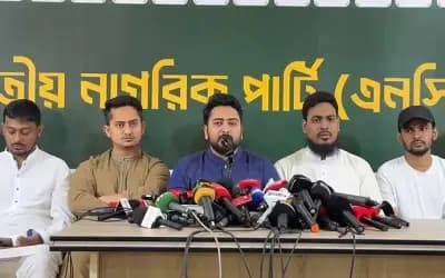 স্বরাষ্ট্রমন্ত্রী দায়িত্ব পালনে ব্যর্থ হয়েছেন: নাহিদ ইসলাম