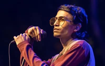 ‘বড়াই করে’র পর ‘মথুরা’ দিয়ে আলোচনায়, কে এই অংকন