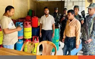 সিরাজগঞ্জে দুই ব্যবসায়ীকে জরিমানা